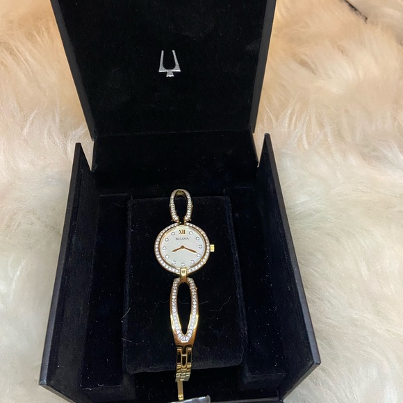 Bulova watch - Picture 5 of 7